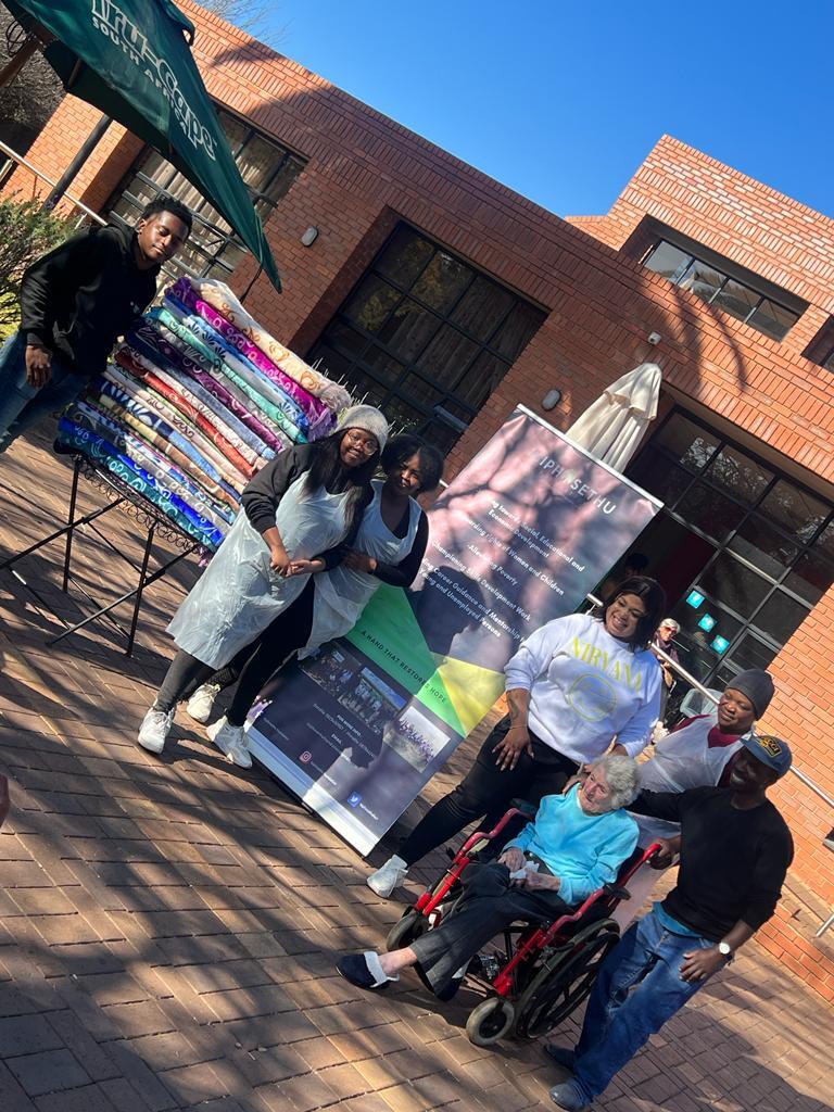 Isiphosethu Foundation on Mandela day at An old age home